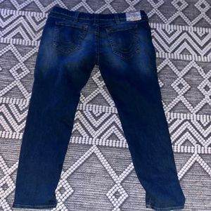 True Religion 44 mens used Rocco relaxed skinny blue jeans